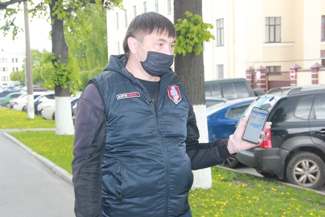 Основатель движения "Антидилер" в Чувашии Альберт Ильин принял участие в электронном предварительном голосовании