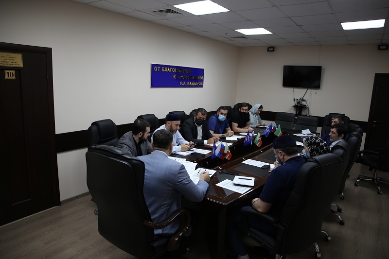 Совещание в Региональном исполкоме Партии по подготовке наблюдателей на всеобщее голосование по поправкам в Конституцию РФ