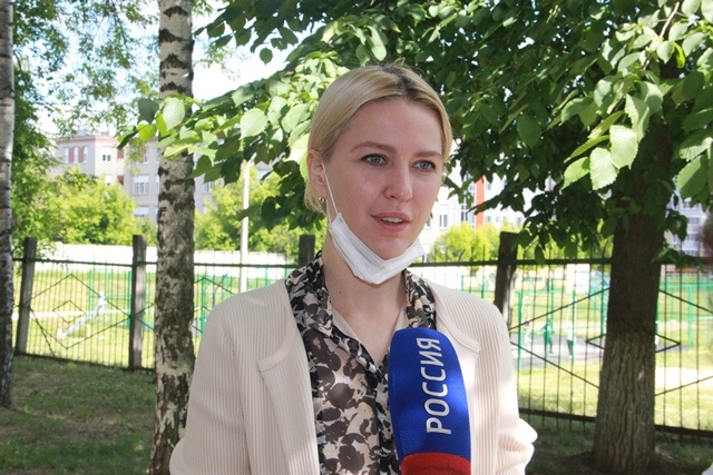 Алена Аршинова проголосовала по поправкам в Конституцию Российской Федерации