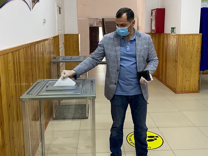 Руководитель Регионального исполнительного комитета Чеченского регионального отделения «Единой России», Заместитель Секретаря ЧРО партии Адлан Динаев
